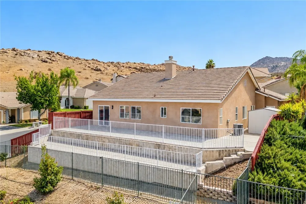 28639 Carnoustie Avenue Moreno Valley, CA 92555