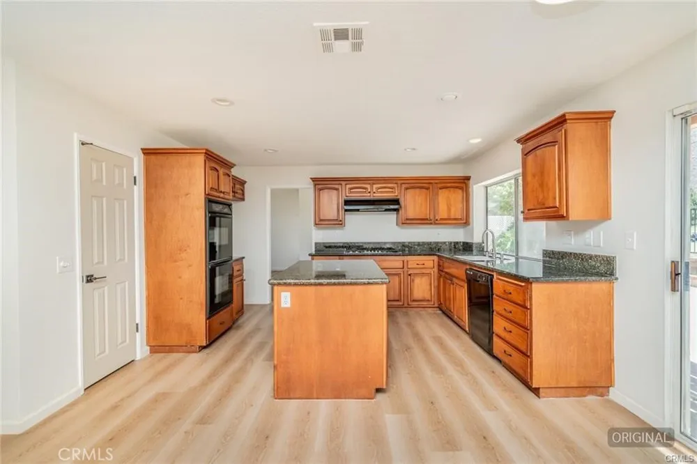28639 Carnoustie Avenue Moreno Valley, CA 92555