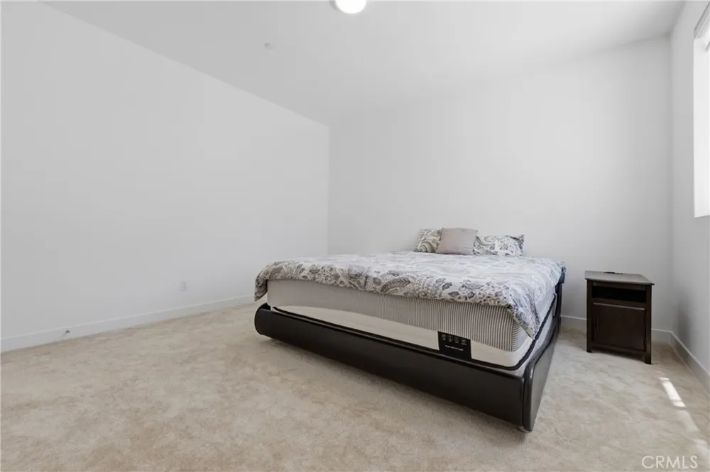 26729 Blue Hills Lp Valencia, CA 91381