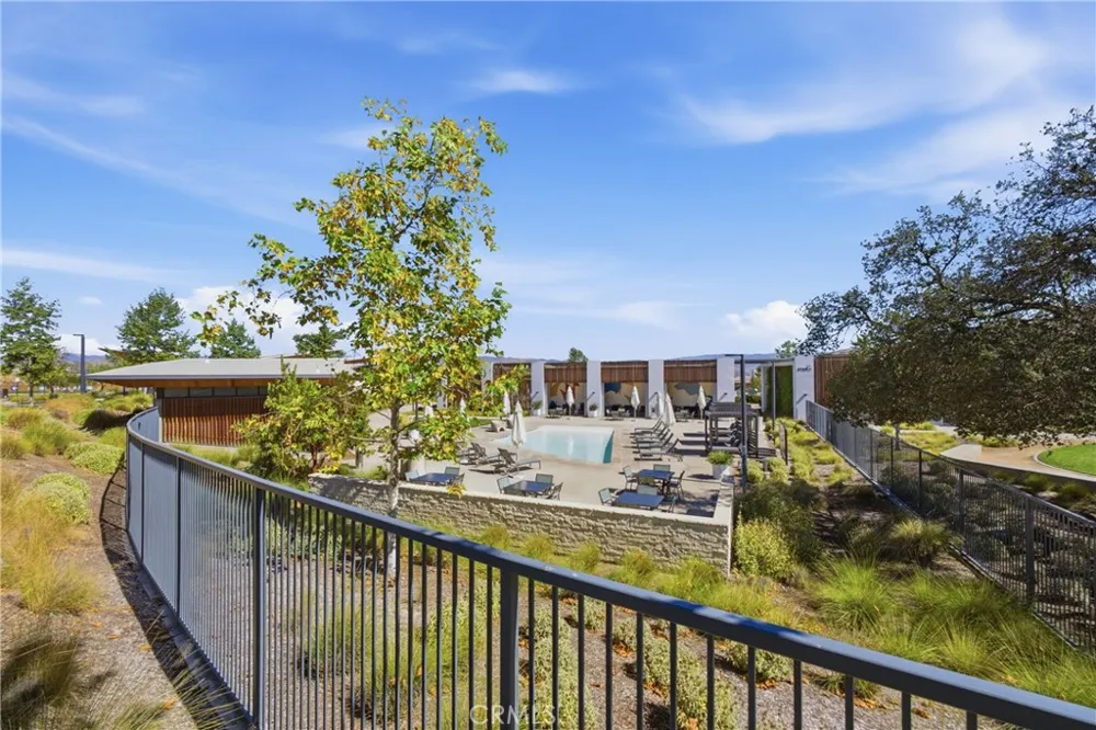26729 Blue Hills Lp Valencia, CA 91381
