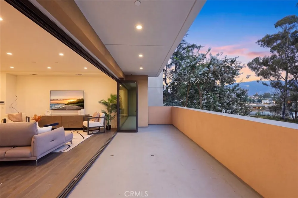328 W Green Pasadena, CA 91105