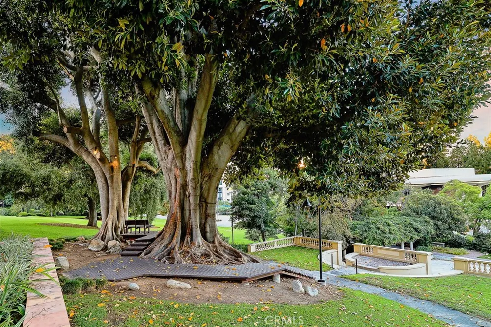 328 W Green Pasadena, CA 91105