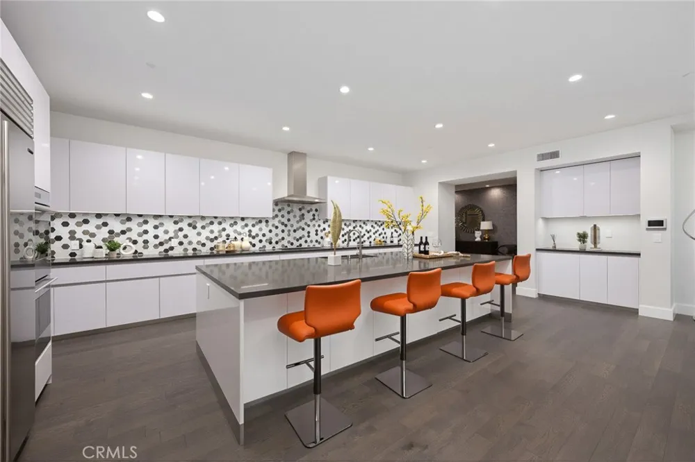 328 W Green Pasadena, CA 91105