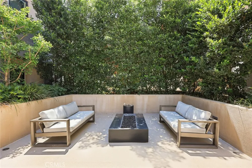 328 W Green Pasadena, CA 91105