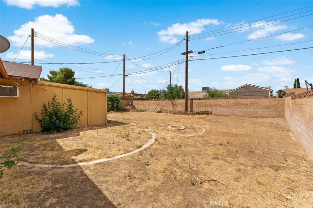 38447 2nd Street E Palmdale, CA 93550