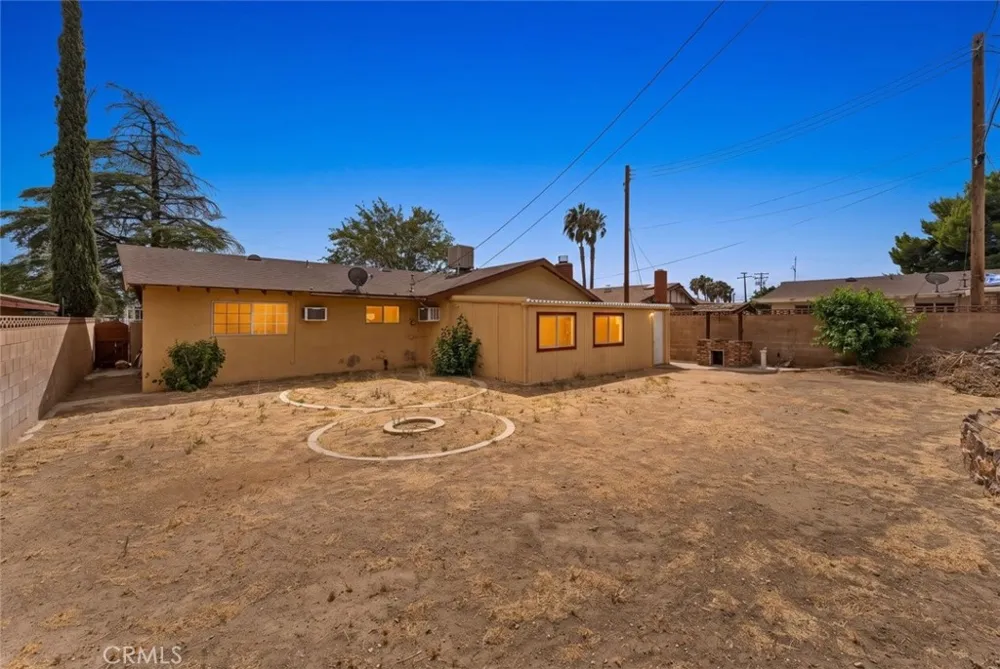 38447 2nd Street E Palmdale, CA 93550