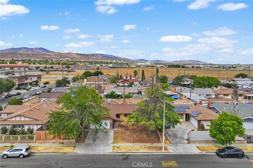 38447 2nd Street E Palmdale, CA 93550