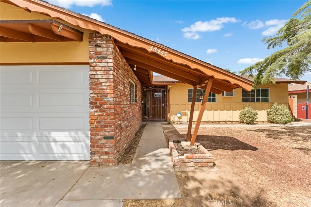 38447 2nd Street E Palmdale, CA 93550