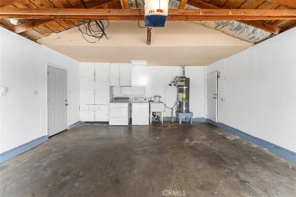 38447 2nd Street E Palmdale, CA 93550