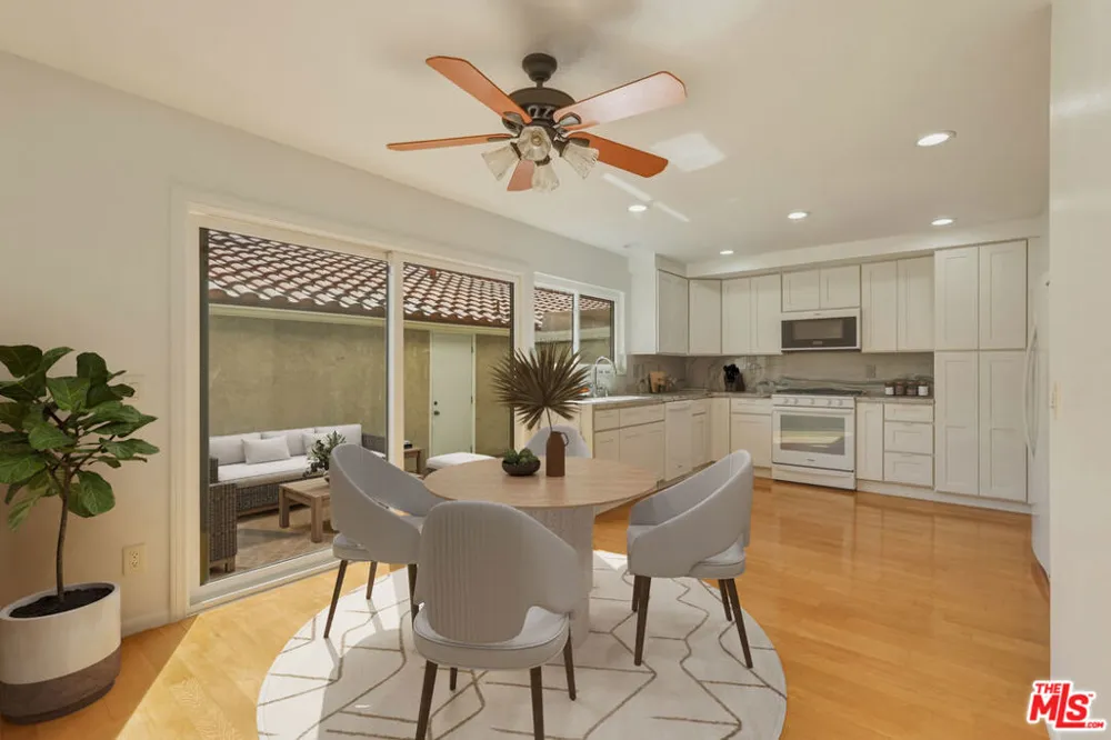 6845 Valley Circle Boulevard #22 West Hills, CA 91307