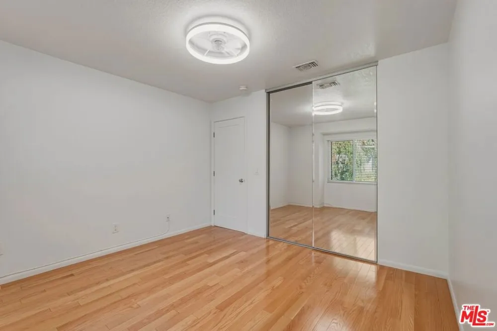 6845 Valley Circle Boulevard #22 West Hills, CA 91307
