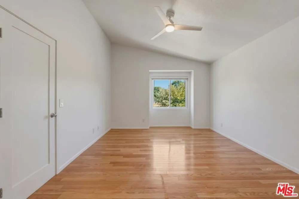 6845 Valley Circle Boulevard #22 West Hills, CA 91307
