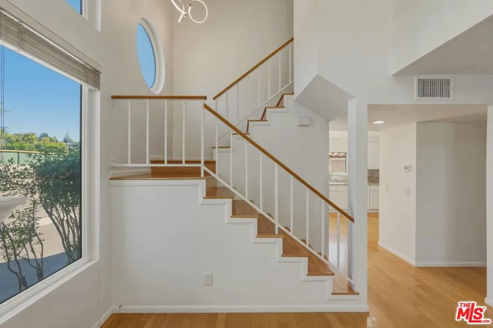 6845 Valley Circle Boulevard #22 West Hills, CA 91307