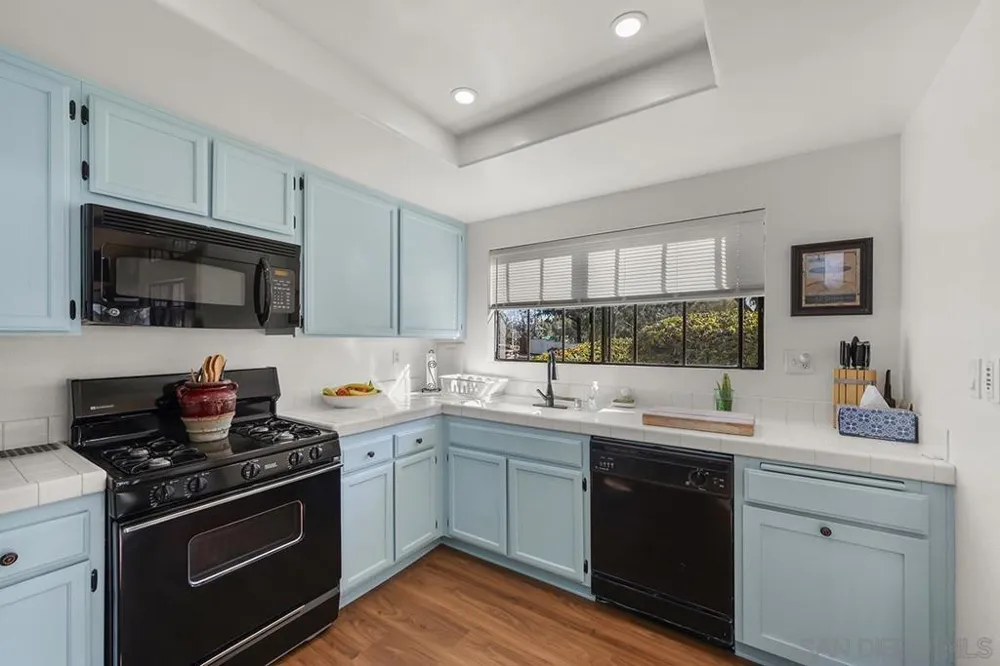 3756 Caminito Cielo Del Mar San Diego, CA 92130