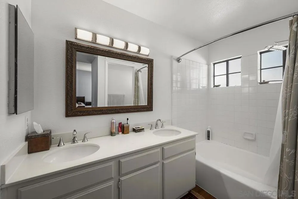 3756 Caminito Cielo Del Mar San Diego, CA 92130