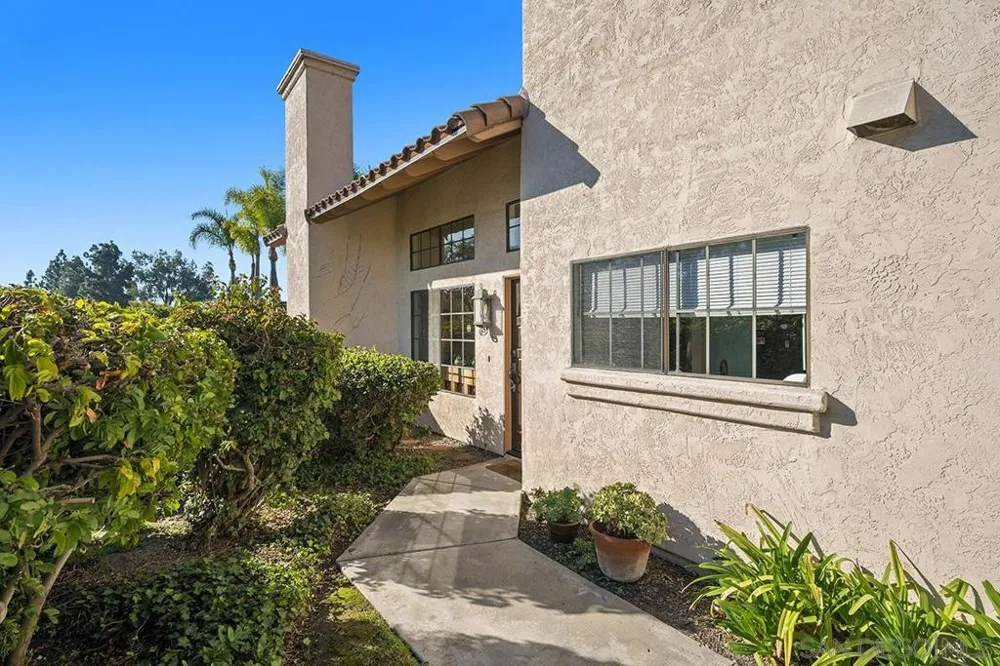 3756 Caminito Cielo Del Mar San Diego, CA 92130