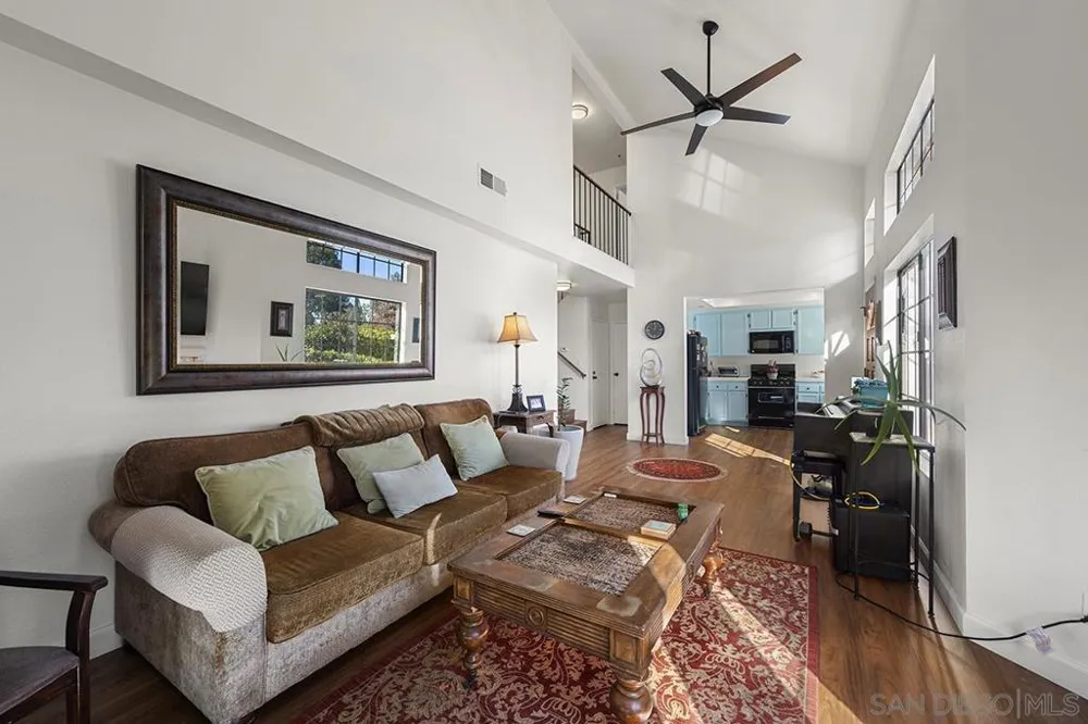 3756 Caminito Cielo Del Mar San Diego, CA 92130