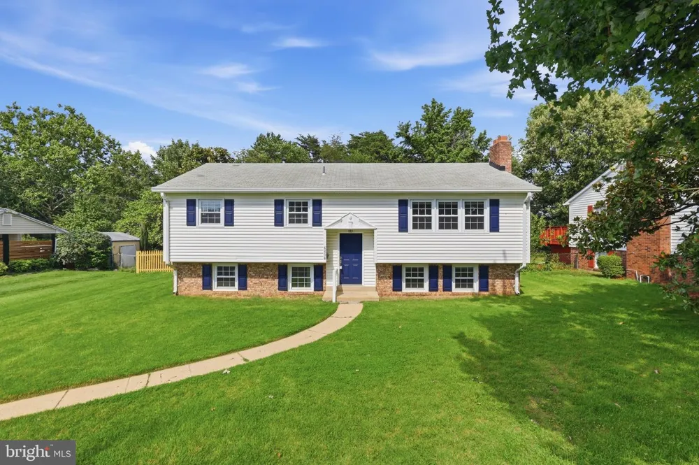 6408 KROY DRIVE Springfield, VA 22150