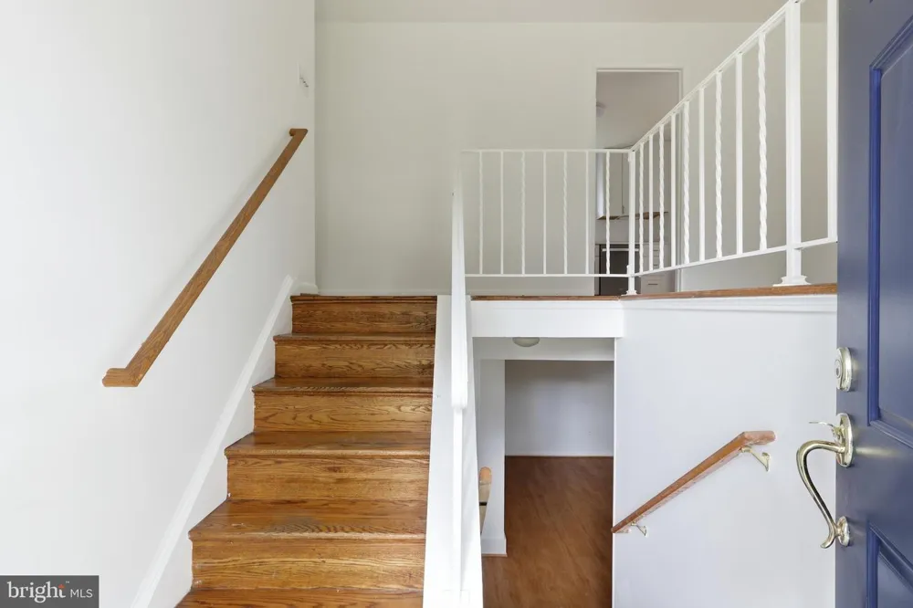 6408 KROY DRIVE Springfield, VA 22150