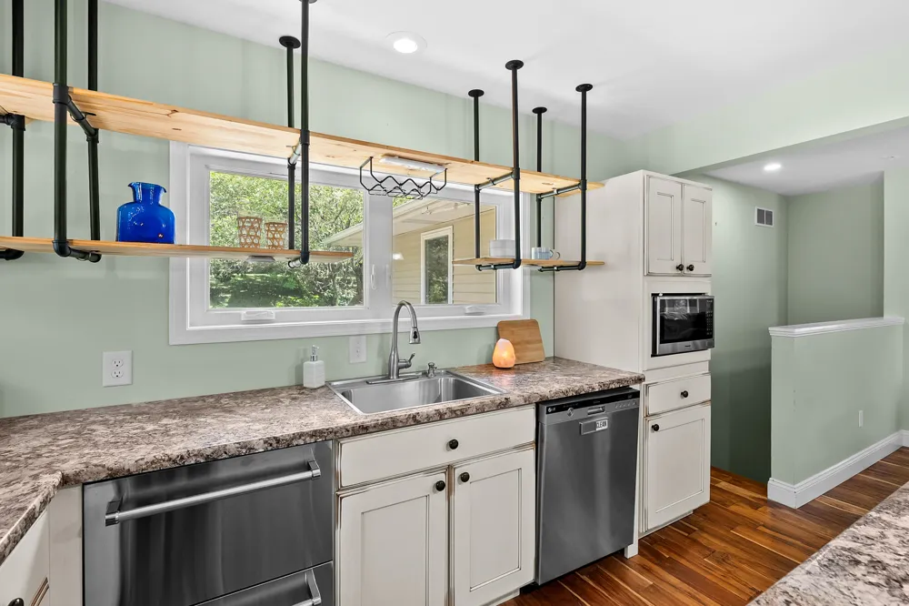 68334 Apple Lane Benton Harbor, MI 49022