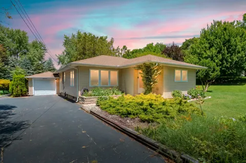 68334 Apple Lane