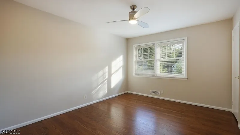 15 Plymouth Rd Westfield Town, NJ 07090