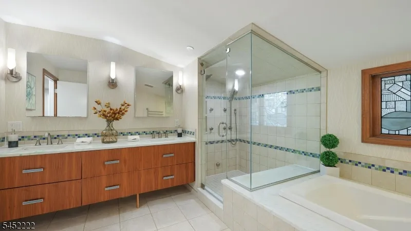15 Plymouth Rd Westfield Town, NJ 07090