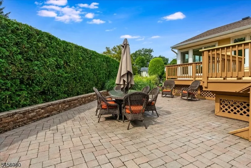 45 Michael Dr Westfield Town, NJ 07090