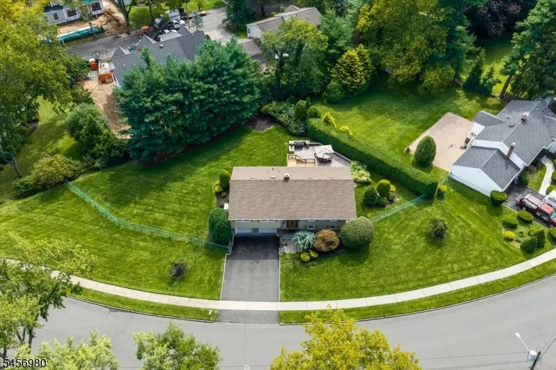 45 Michael Dr Westfield Town, NJ 07090