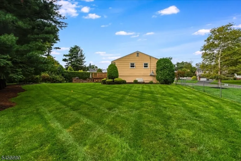 45 Michael Dr Westfield Town, NJ 07090