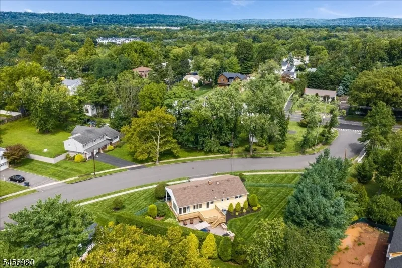 45 Michael Dr Westfield Town, NJ 07090