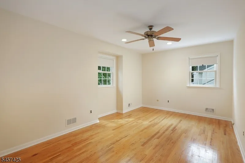 909 Stevens Avenue Westfield Town, NJ 07090