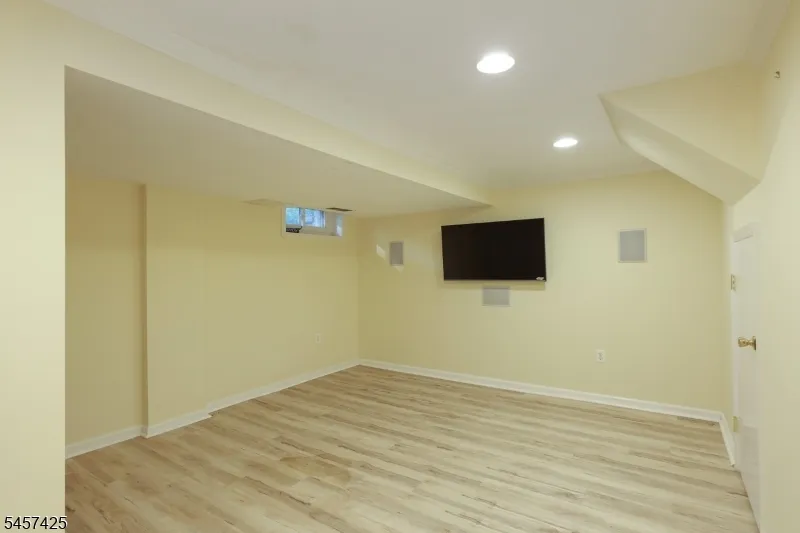 909 Stevens Avenue Westfield Town, NJ 07090