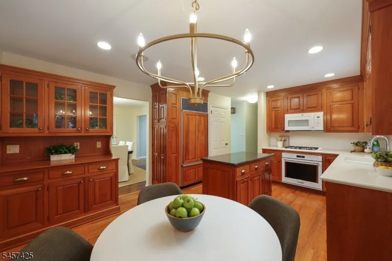 909 Stevens Avenue Westfield Town, NJ 07090