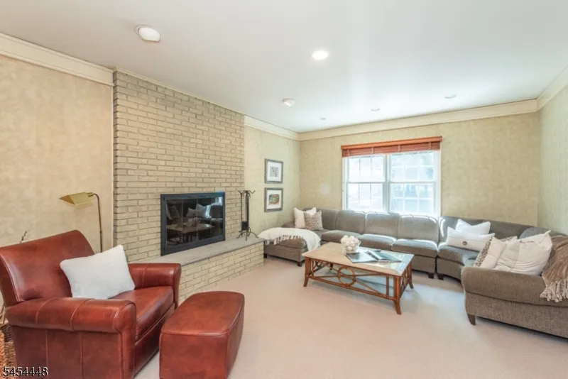 2 Midvale Ave West Caldwell, NJ 07006