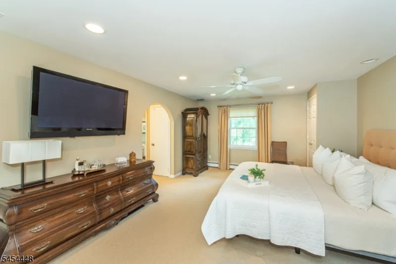 2 Midvale Ave West Caldwell, NJ 07006