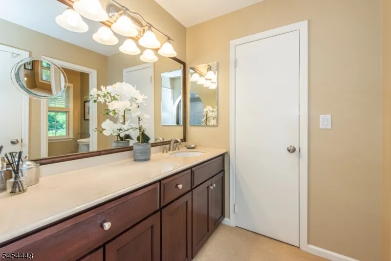 2 Midvale Ave West Caldwell, NJ 07006