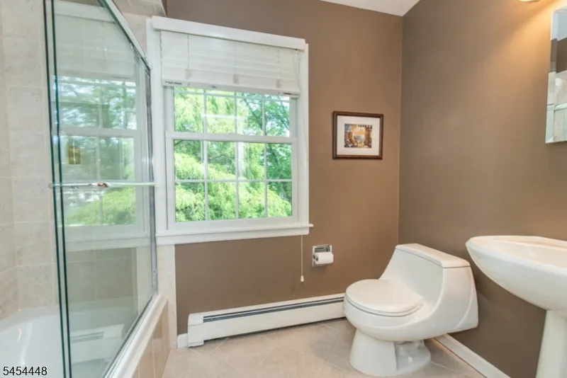 2 Midvale Ave West Caldwell, NJ 07006