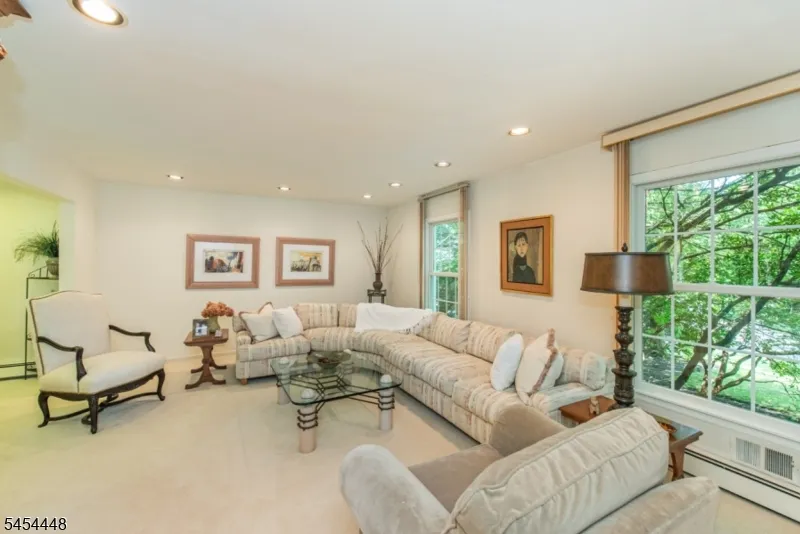 2 Midvale Ave West Caldwell, NJ 07006