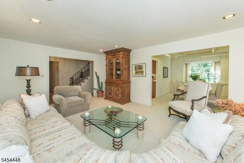 2 Midvale Ave West Caldwell, NJ 07006