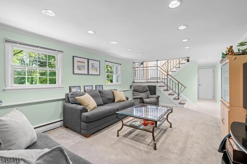 73 Brandon Ave Wayne, NJ 07470