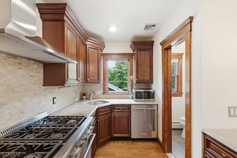 26 Myrtle Ave Cedar Grove, NJ 07009