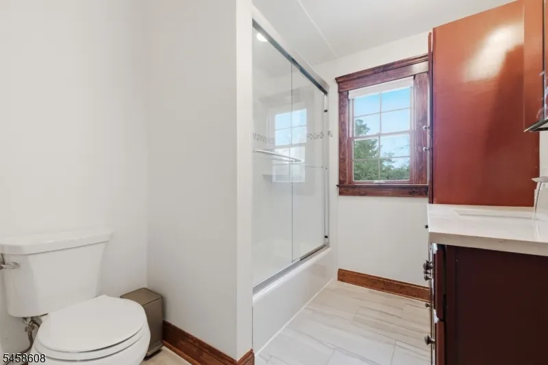 26 Myrtle Ave Cedar Grove, NJ 07009
