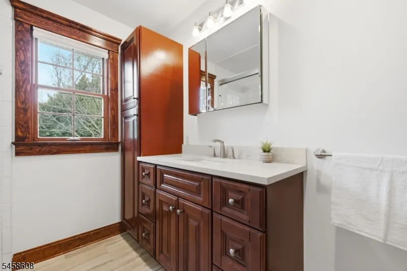 26 Myrtle Ave Cedar Grove, NJ 07009