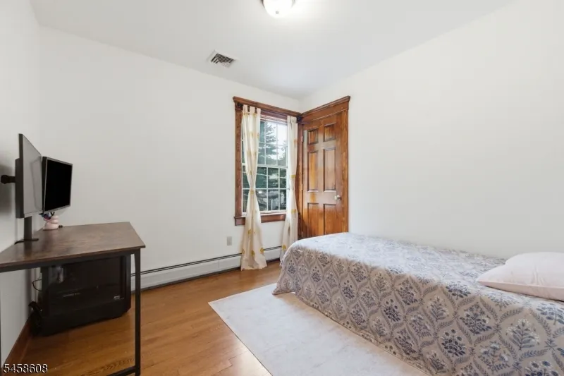 26 Myrtle Ave Cedar Grove, NJ 07009