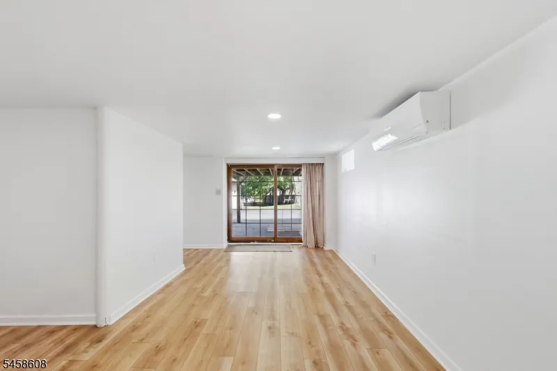 26 Myrtle Ave Cedar Grove, NJ 07009