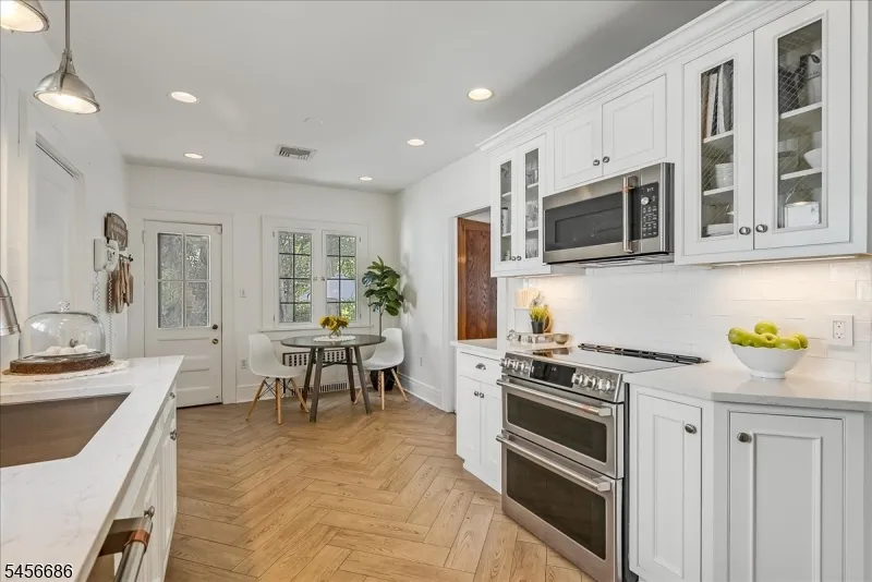 251 Tuttle Pkwy Westfield Town, NJ 07090