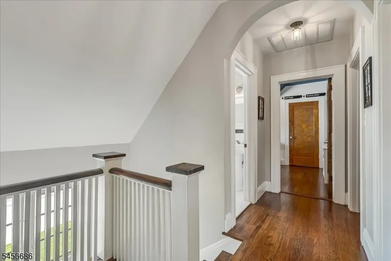 251 Tuttle Pkwy Westfield Town, NJ 07090