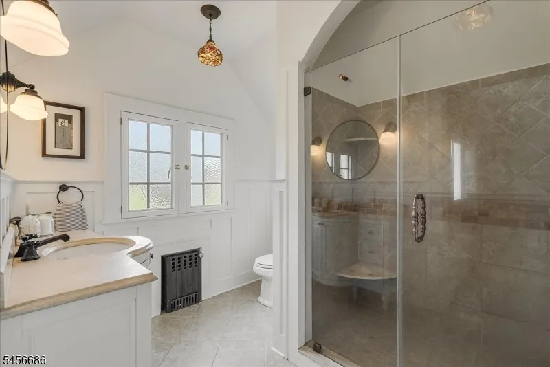 251 Tuttle Pkwy Westfield Town, NJ 07090