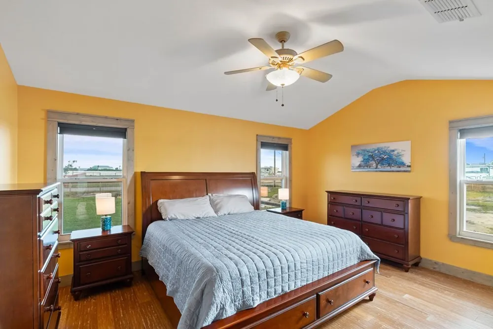 122 Dead Ends Drive Rockport, TX 78382